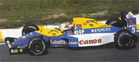 Найджел Мэнселл и Уильямс ФВ-14Б - самый "электроникализированный" - в 1992 году были вне конкуренции - 9 побед, 14 поулов и уверенная победа в чемпионате