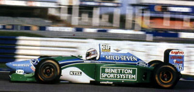 22 января 1994 года, Сильверстуон. Первые тесты нового Бенеттона Б194. Для Лехто они завершились очень быстро...